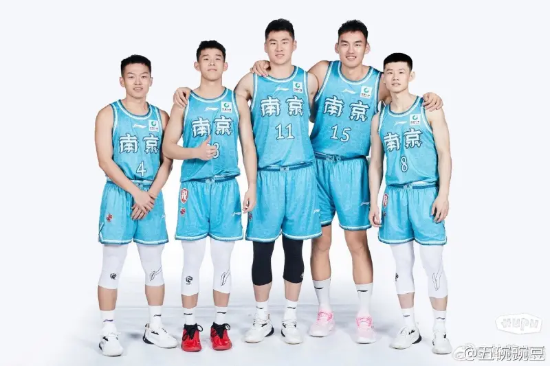 大连男篮挑战南京同曦，全队备战状态良好