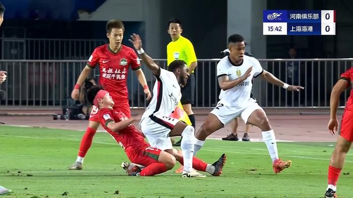 2名19岁！造3球！中超关键战，董路：海港不可能的简单介绍