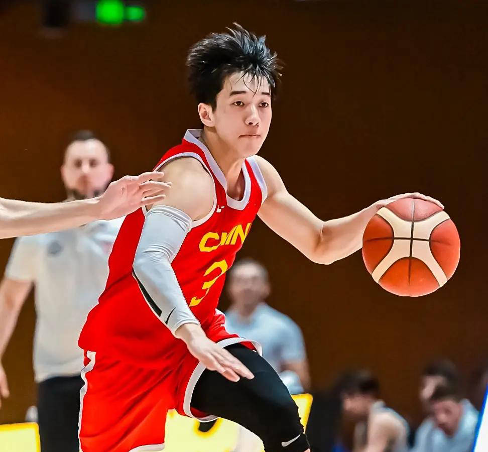 男篮U19世界杯今晚开打，广东队四小将领衔，曲绍斌带队冲击前八