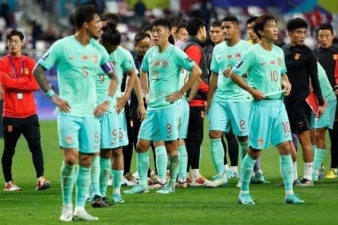 亚美体育官网-奎罗斯爽约！国足选帅波折不断，保罗本托或成新希望的简单介绍